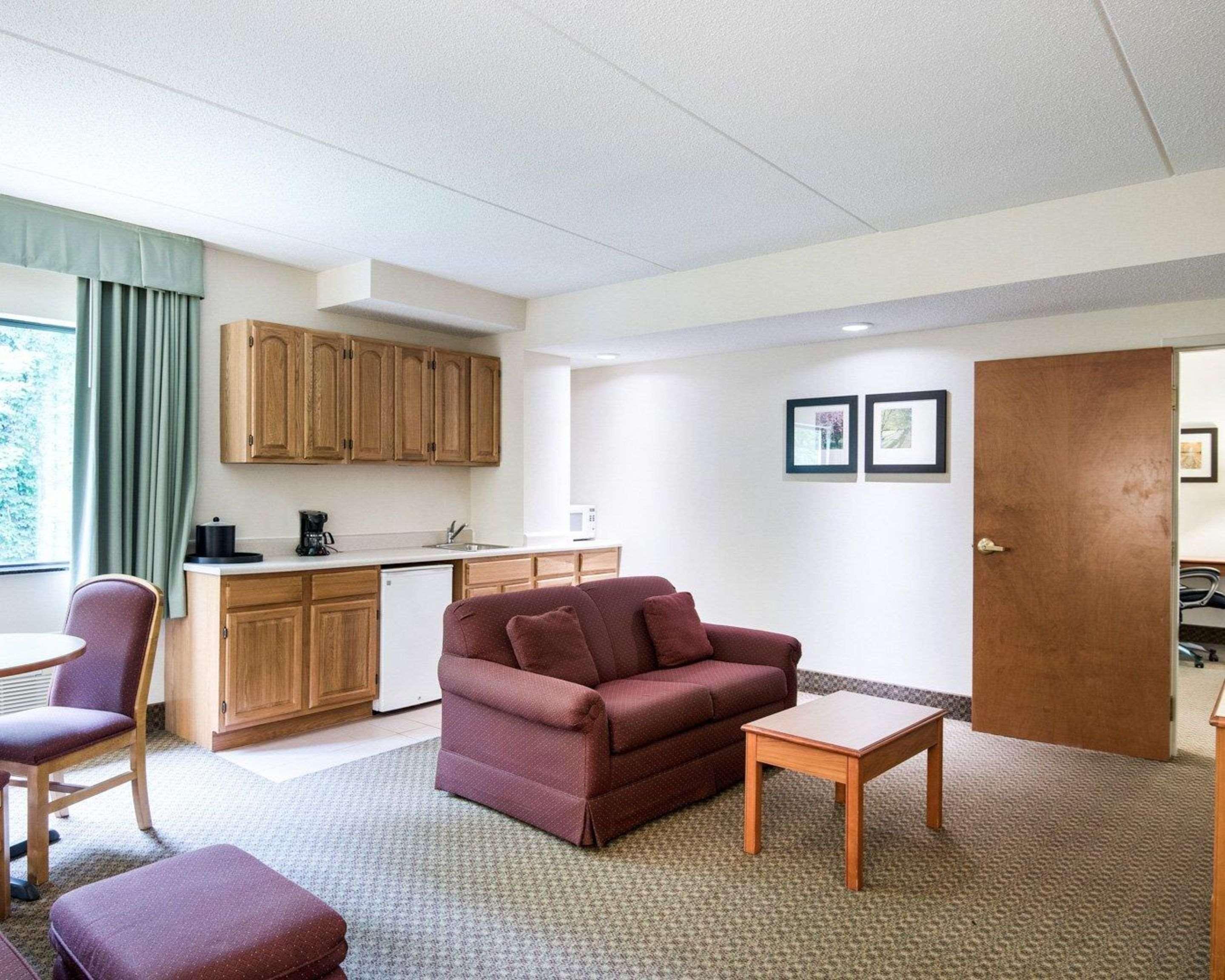 Comfort Inn & Suites - Lavale - Cumberland La Vale Eksteriør billede